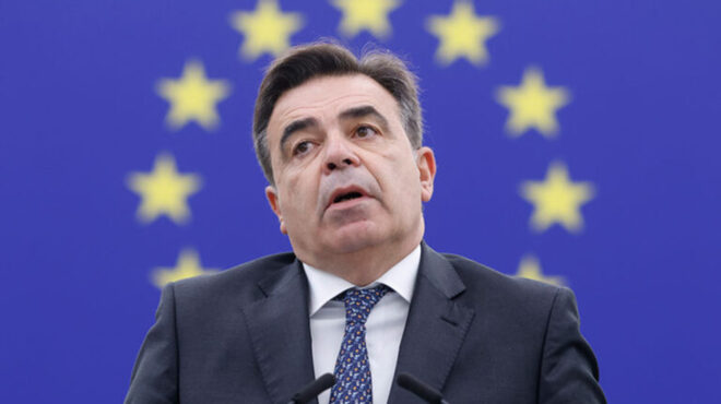 μ-σχοινάς-βαθύτατα-αντιευρωπαϊκό-αυτ-562567444