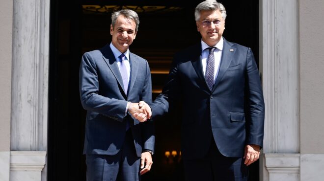 συνάντηση-μητσοτάκη-με-τον-πρωθυπουρ-562575550