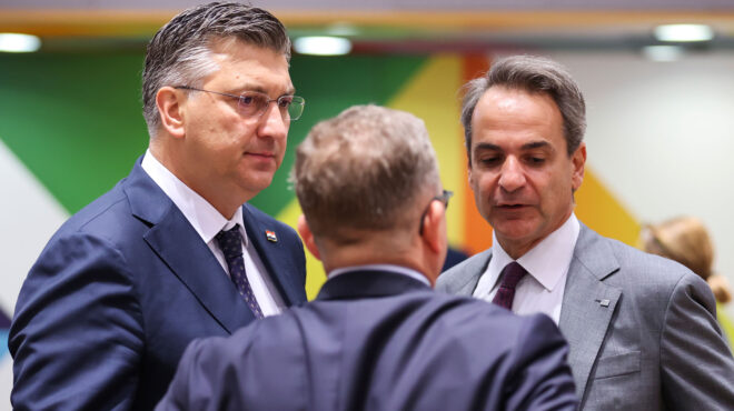 νέα-φιλαδέλφεια-ο-πρωθυπουργός-της-κρ-562559230