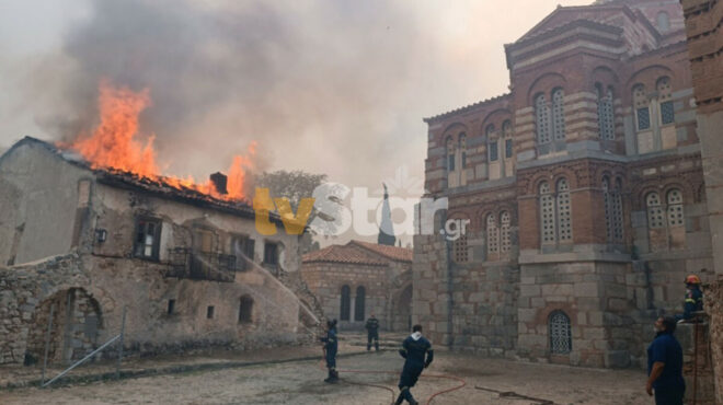 σώθηκε-η-ιστορική-μονή-του-οσίου-λουκά-562579699