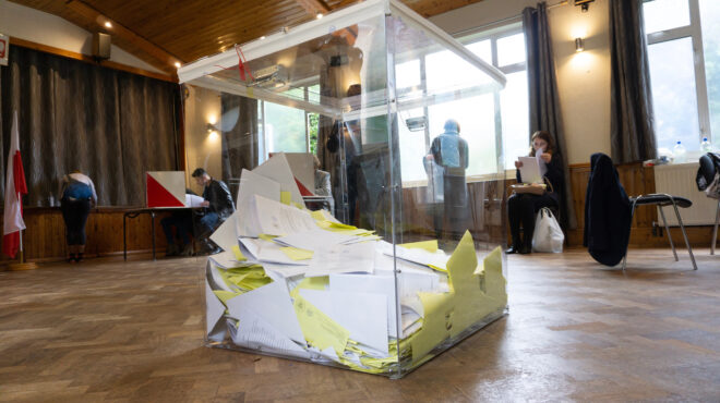 πολωνία-δημοψήφισμα-και-βουλευτικές-562569112