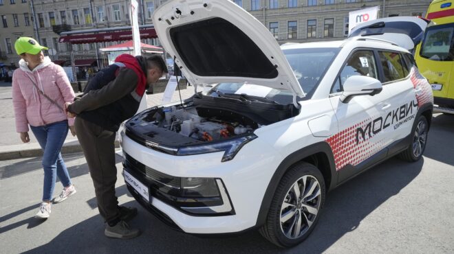 ρωσία-ανάκαμψη-στις-πωλήσεις-ρωσικών-562553803