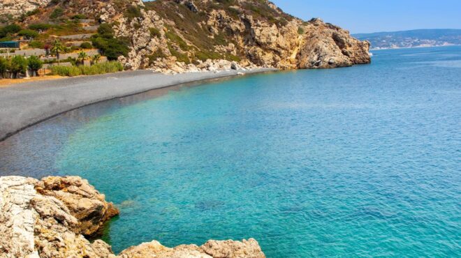 χίος-συνεχίζονται-οι-έλεγχοι-σε-παραλ-562576858