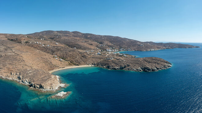 εφοδος-των-αρχών-στις-παραλίες-της-τήν-562571533