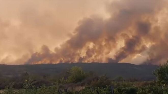 ανεξέλεγκτο-το-μέτωπο-στον-εβρο-για-13η-562592353