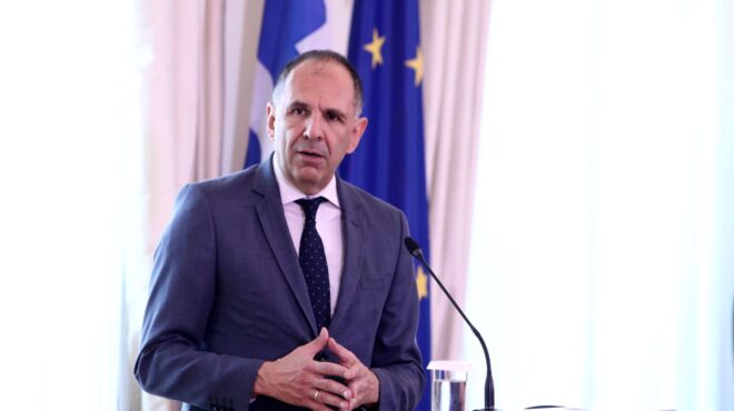 σε-εντατικούς-ρυθμούς-η-προετοιμασία-562596310