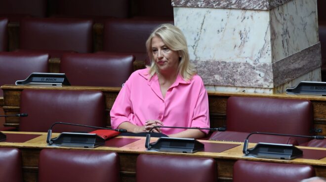 ρένα-δούρου-την-άρση-της-ασυλίας-της-γι-562612024