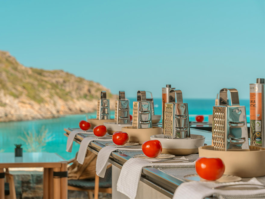 H Lidl Ελλάς χορηγός της εκδήλωσης «Ιστορίες Ελληνικής Γεύσης» με τον Μανώλη Παπουτσάκη στα Culinary Journeys του Daios Cove-6