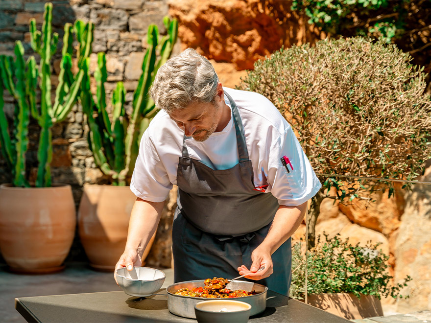 H Lidl Ελλάς χορηγός της εκδήλωσης «Ιστορίες Ελληνικής Γεύσης» με τον Μανώλη Παπουτσάκη στα Culinary Journeys του Daios Cove-2