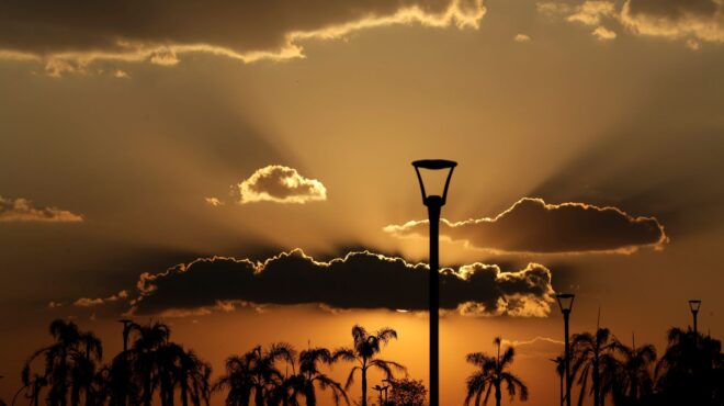 αίθριος-ο-καιρός-σήμερα-εως-τους-33-βαθμ-562626355