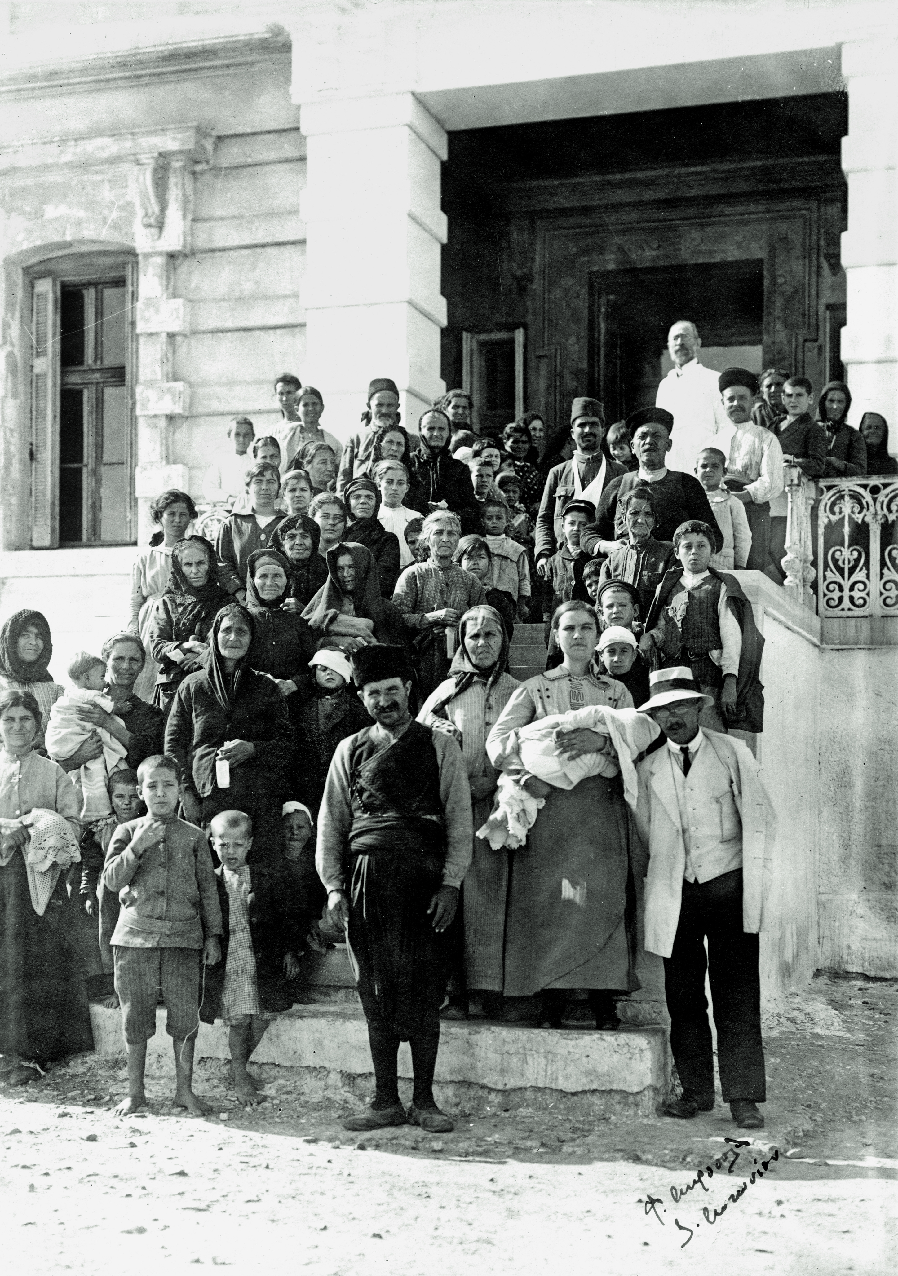 1919 – 1922: Το προσφυγικόν ζήτημα-9