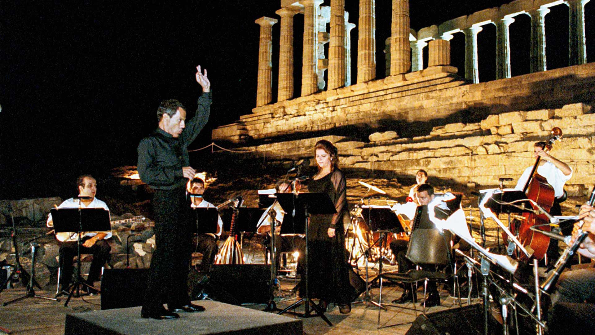 Σταύρος Ξαρχάκος: «Εχω ακόμα τρακ, κι ευτυχώς που το έχω»-2