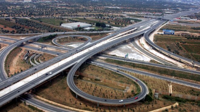 πώς-θα-χρηματοδοτηθεί-το-deal-για-την-αττ-562619632