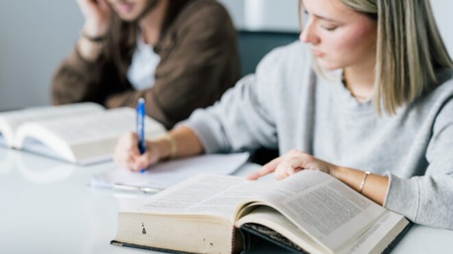 εξ-αποστάσεως-μεταπτυχιακές-σπουδές-562622173