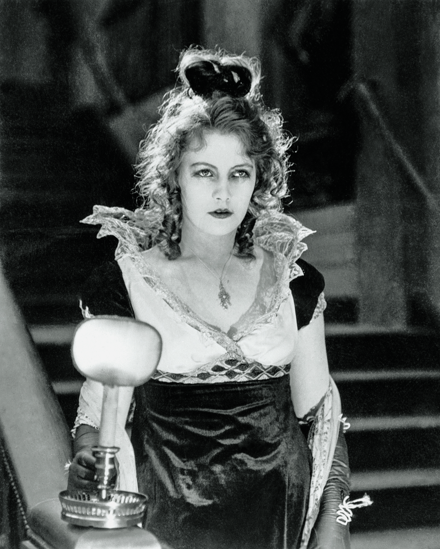 Γκρέτα Γκάρμπο – Μια αφήγηση για τη ζωή της-10