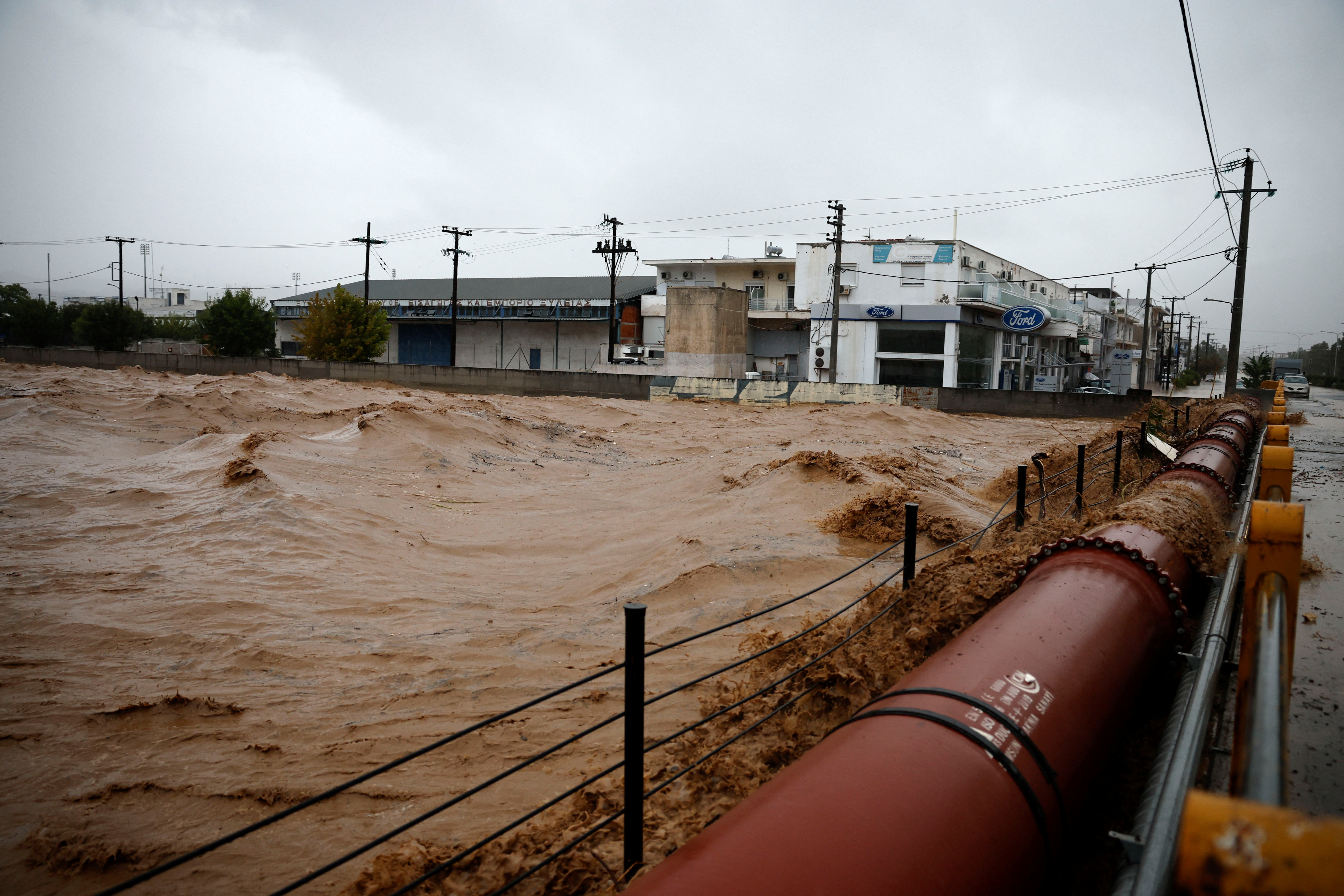 Κακοκαιρία Daniel: Οι εικόνες της καταστροφής μέσα από τον φακό του Reuters-5