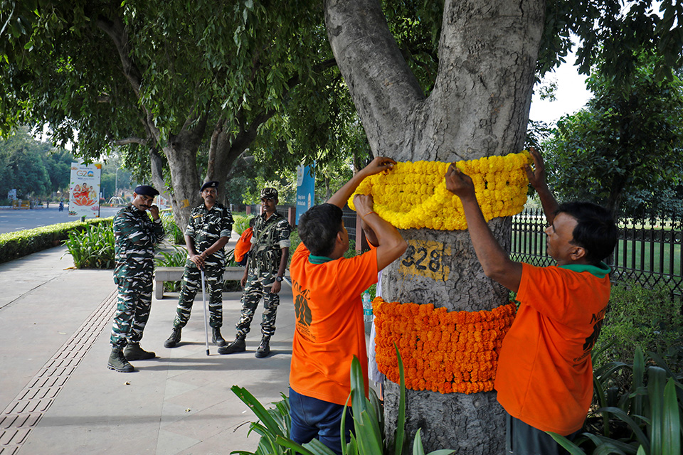 Για τον Ιαν Κέρτις-1