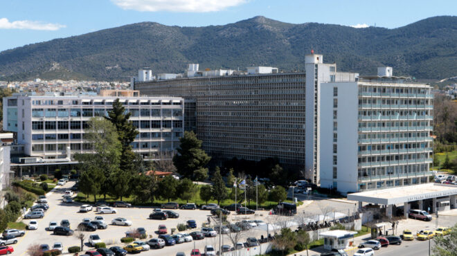 το-ρομποτικό-σύστημα-χειρουργικής-da-vinci-x-562633993