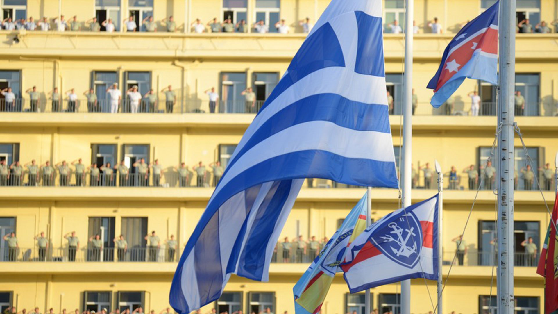 Συγκίνηση και θλίψη: Στιγμιότυπα από την τελετή για τους 5 νεκρούς στη Λιβύη-1