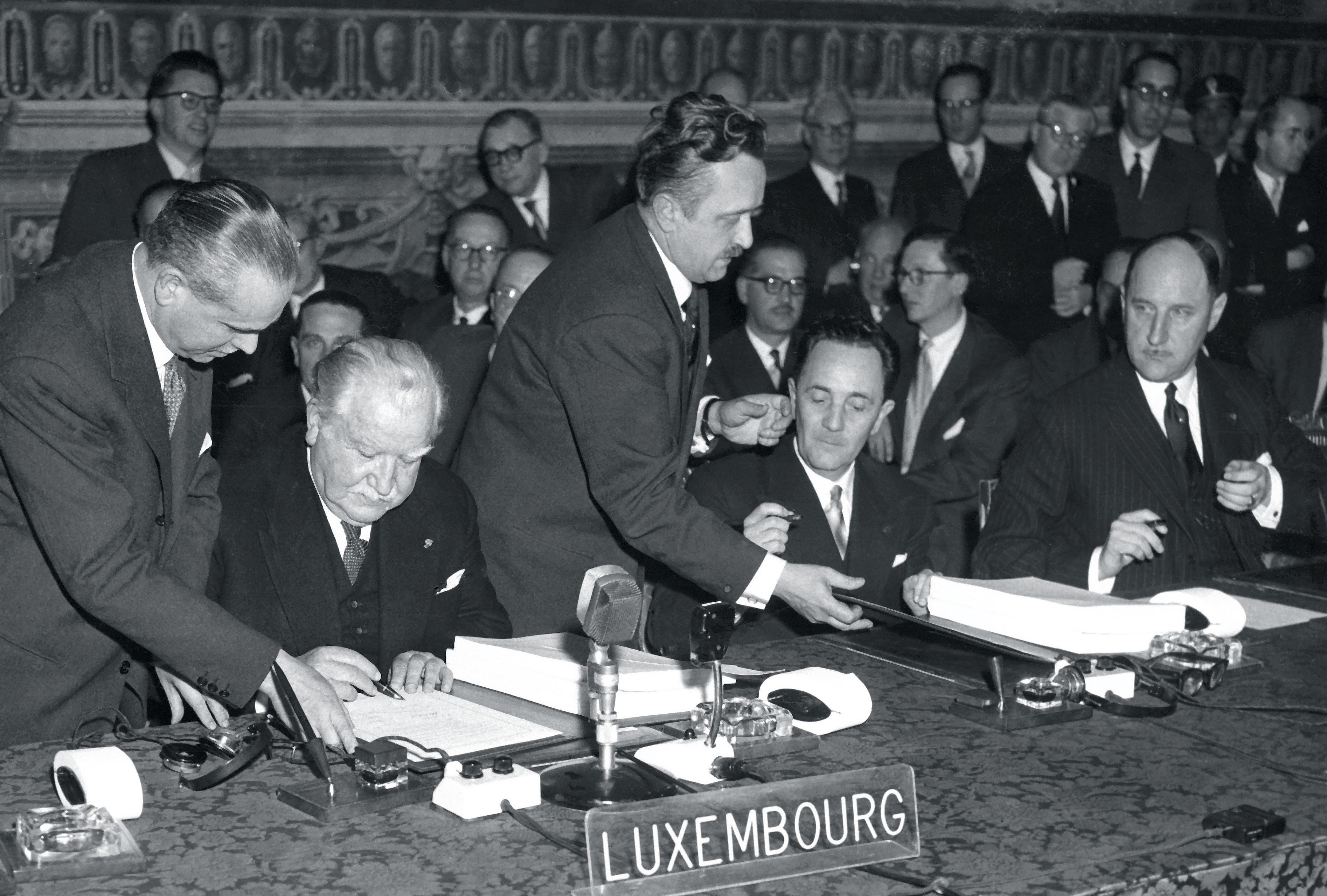 Προς μίαν Ηνωμένην Ευρώπην – Η δύναμις του ομοσπονδιακού πνεύματος-20