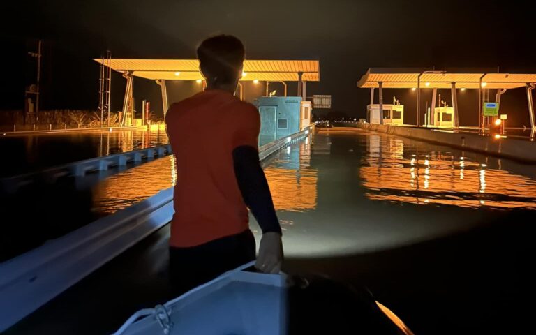 «Εκλαιγαν γιατί δεν πίστευαν ότι θα σωθούν»