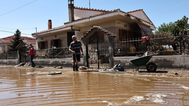 σύγχυση-με-τη-χρήση-του-νερού-στον-βόλο-562615612
