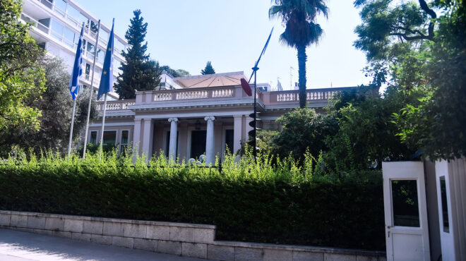 ξετυλίγεται-ο-μίτος-του-δημοσίου-562628614