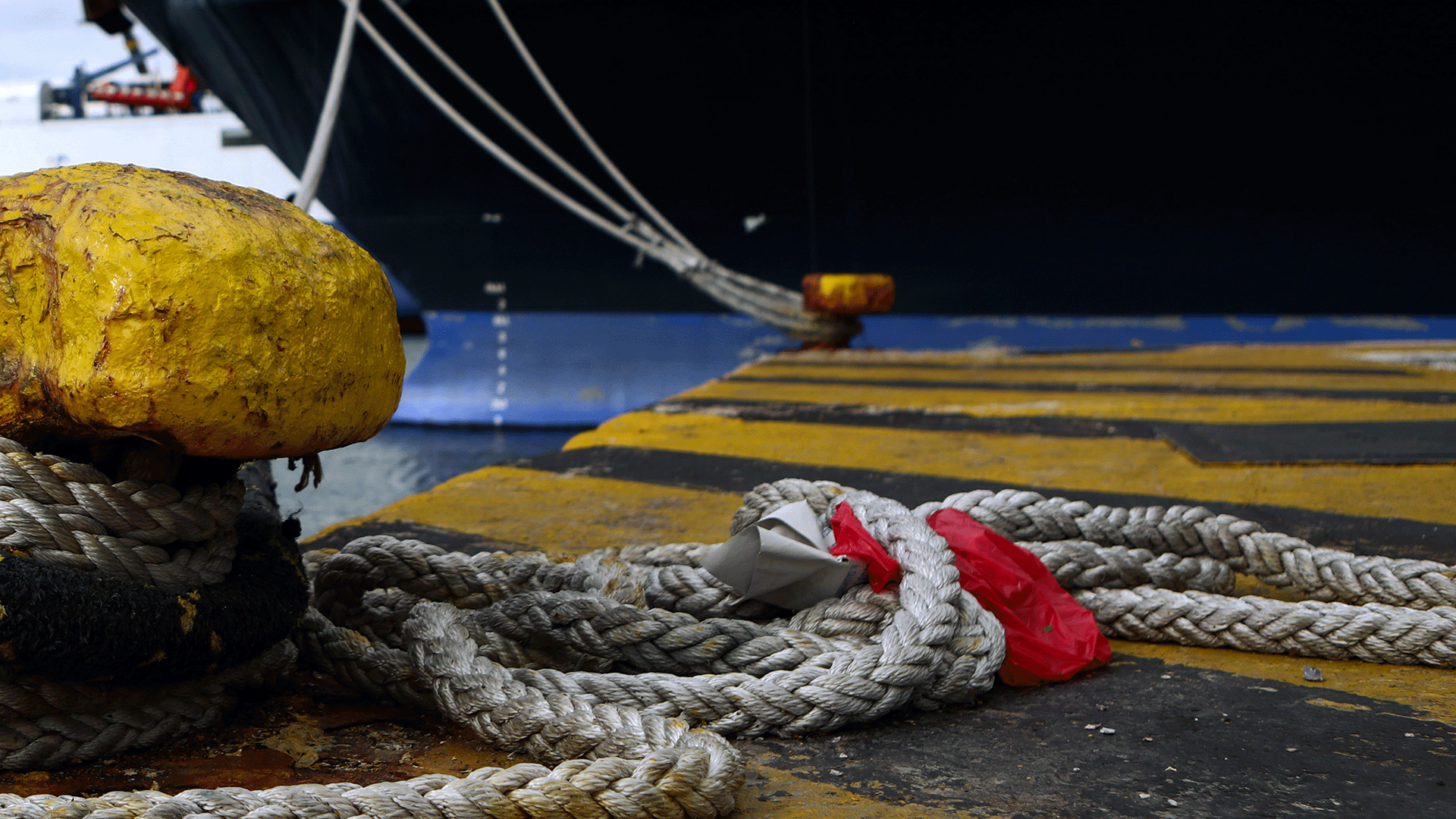 πτώση-ναυτικών-από-πλοίο-αύριο-στον-ει-562635442