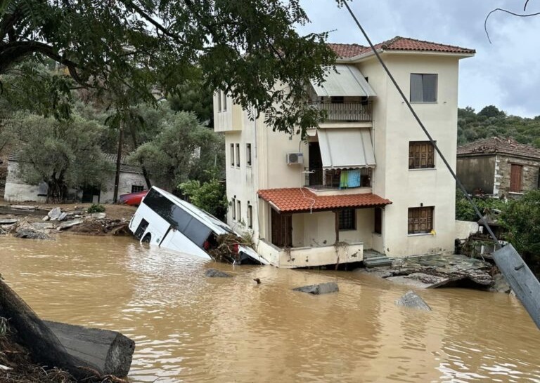 Κακοκαιρία Daniel: Η χώρα στο έλεος της θεομηνίας-3