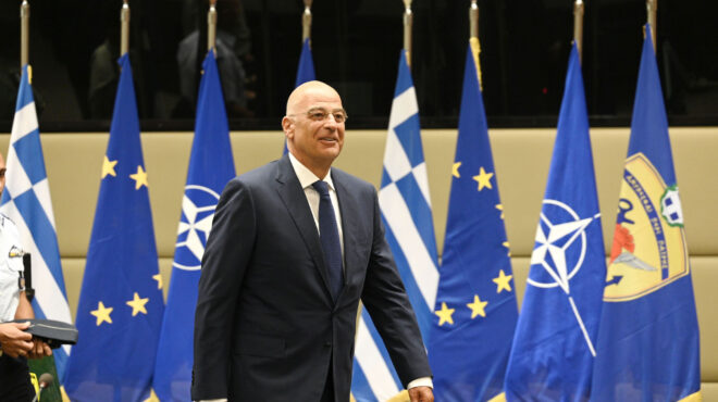 συνάντηση-δένδια-με-τον-υπουργό-αμυνα-562624906