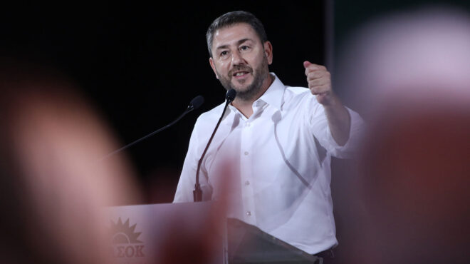 πασοκ-διαχωριστικές-γραμμές-από-ανδρ-562598788