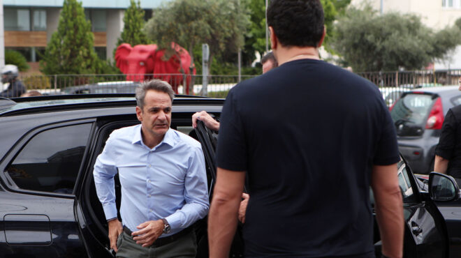 θεωρείο-η-αποστροφή-μητσοτάκη-562608277