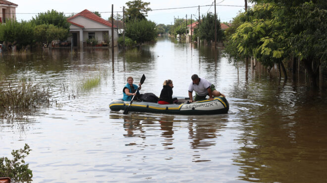 εθελοντές-στην-κ-κολύμπησα-από-το-σ-562606108