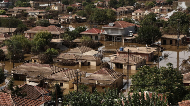 πλημμυροπαθείς-από-300-έως-500-ευρώ-η-επιδότ-562621291