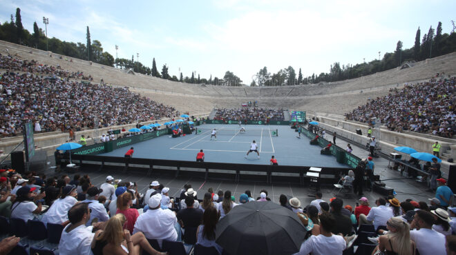 ενας-τσιτσιπάς-δεν-φέρνει-την-άνοιξη-562622662