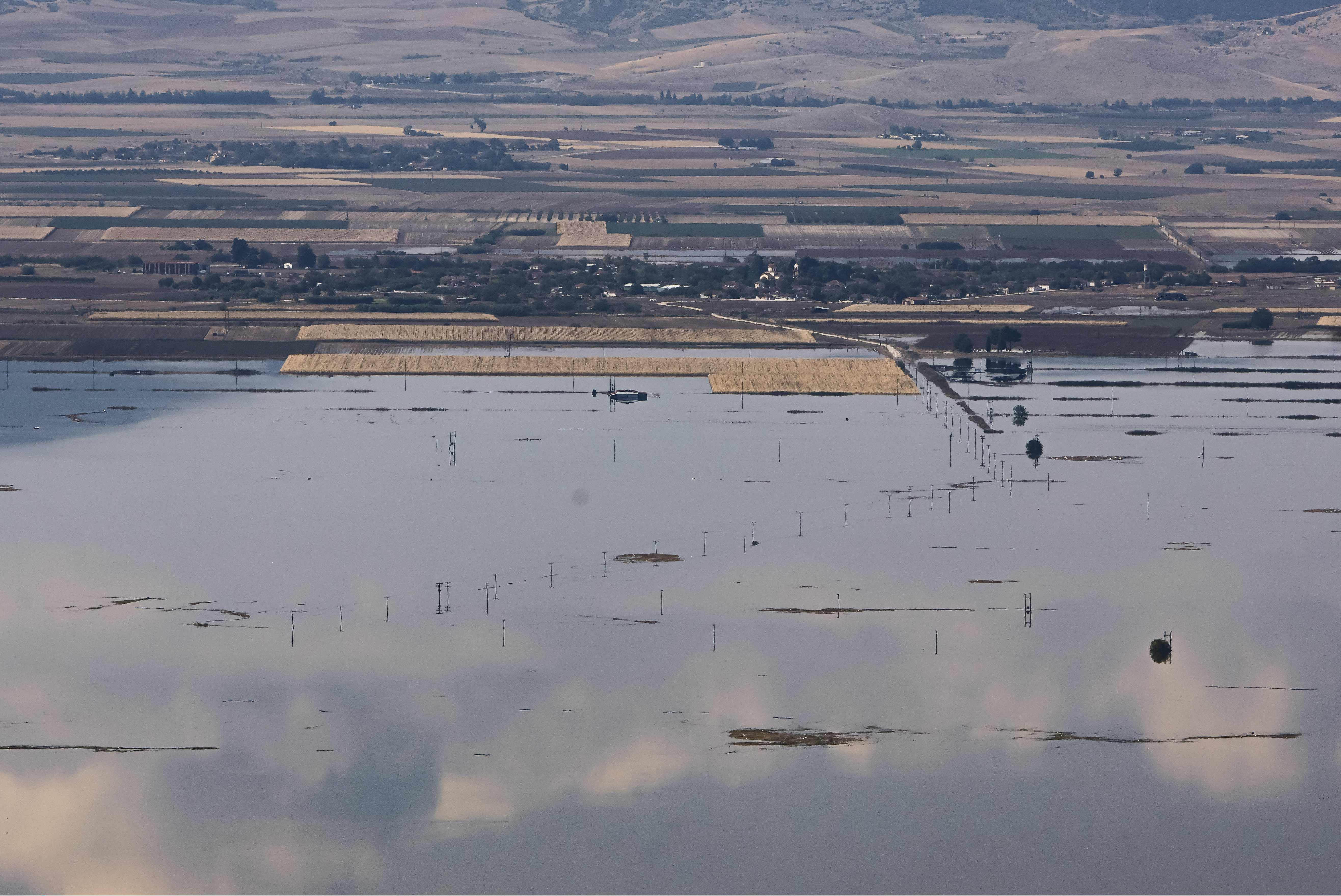 Κακοκαιρία: Συναγερμός για την «ψυχρή λίμνη» – Μηνύματα 112 και επιφυλακή σε ήδη πληγείσες περιοχές-1