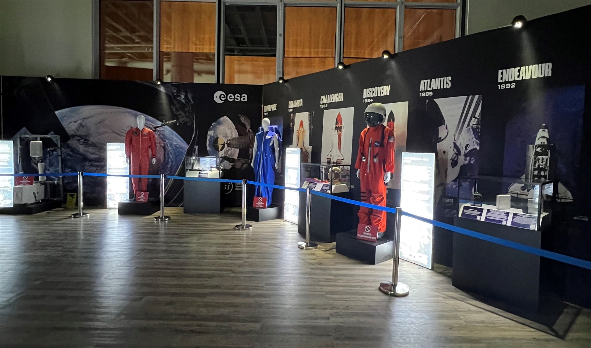 Ταξίδι στη Σελήνη με αφετηρία το Γουδί-3