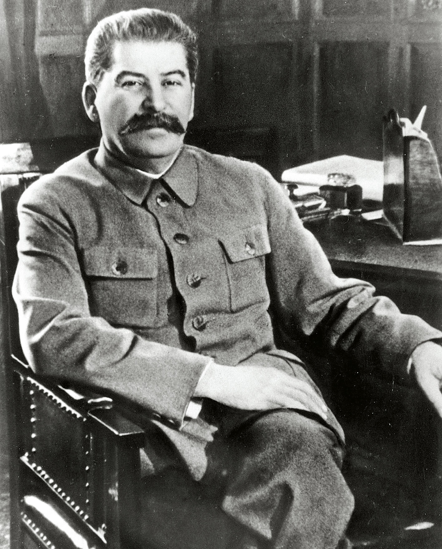 Μπέρτραντ Ράσελ: Η απειλή του πολέμου και των πυρηνικών-13