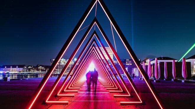 αυτοβιογραφία-μιας-καταραμένης-562620643