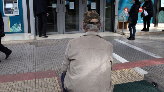 στις-συντάξεις-η-πλειονότητα-των-κοιν-562643344