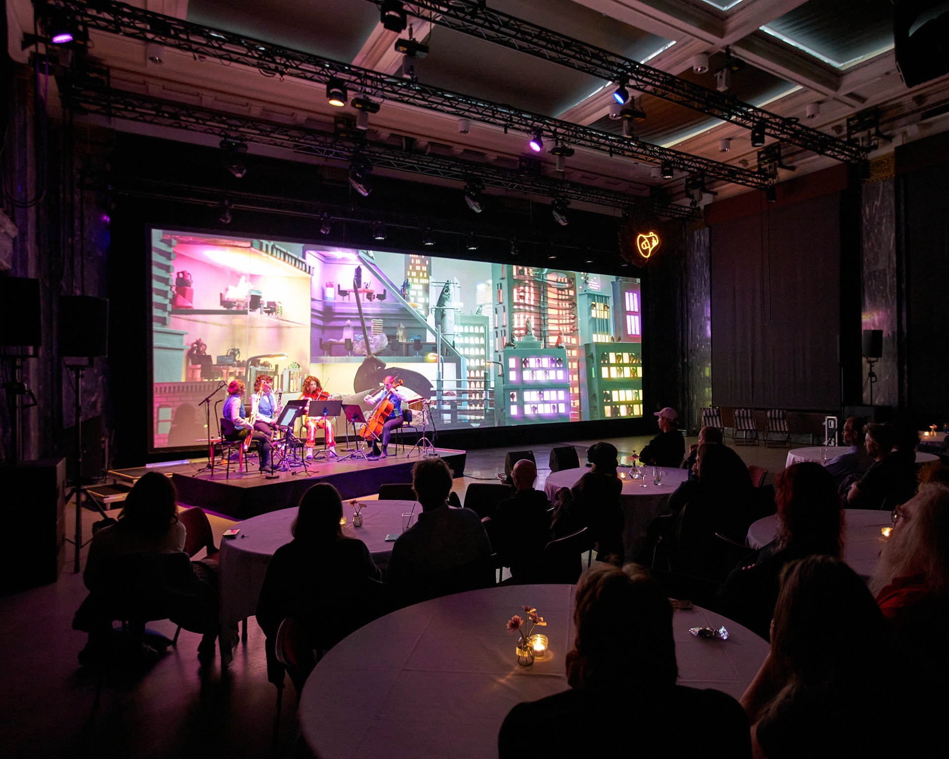 Τι κάνει ο Πυθέας στο Οσλο;-5