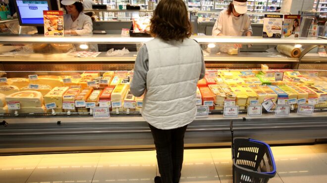 αντιδράσεις-από-τα-σούπερ-μάρκετ-β-562630699