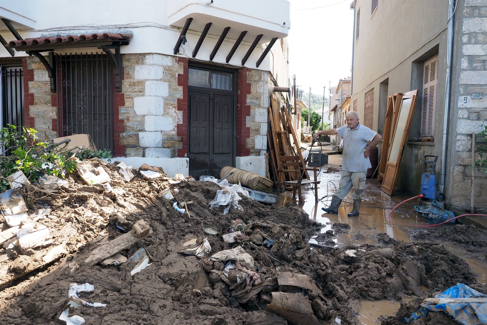 Μαγνησία – Μαρτυρίες κατοίκων στην «Κ»: «Xρόνια ναυτικός, θα πνιγόμουν στη στεριά»-1