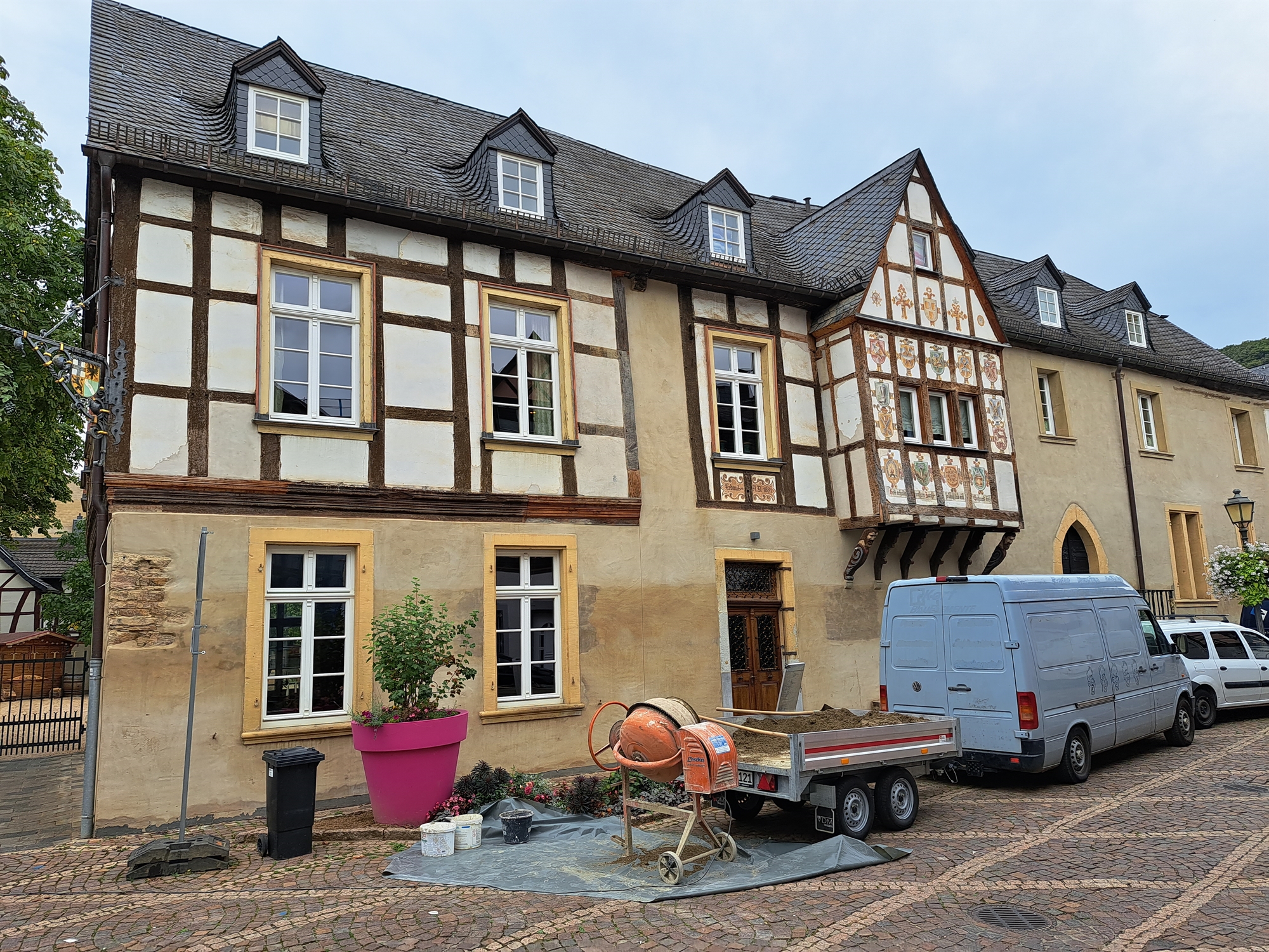 Ετσι χτίσαμε μετά τη λάσπη-1