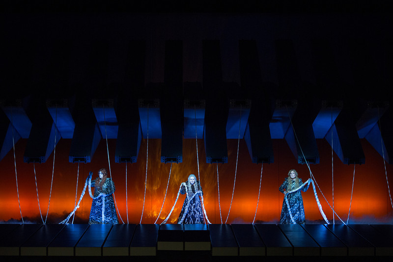 Ο σκηνοθέτης: μάστιγα ή σωτήρας;-1