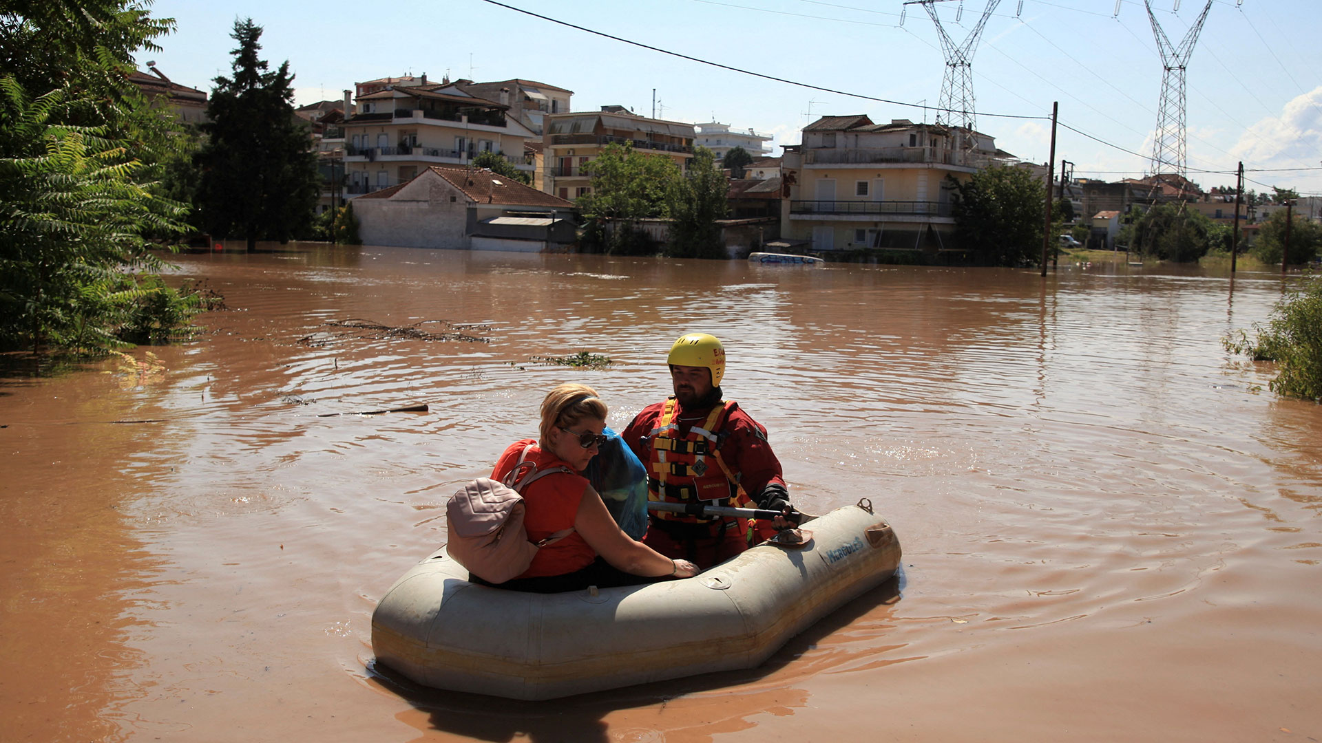 Κακοκαιρία Daniel: Συνεχίζονται οι απεγκλωβισμοί σε περιοχές των Τρικάλων και της Καρδίτσας-3