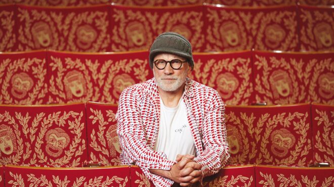 σάιμον-μακμπέρνι-να-μοιραστούμε-το-με-562644994