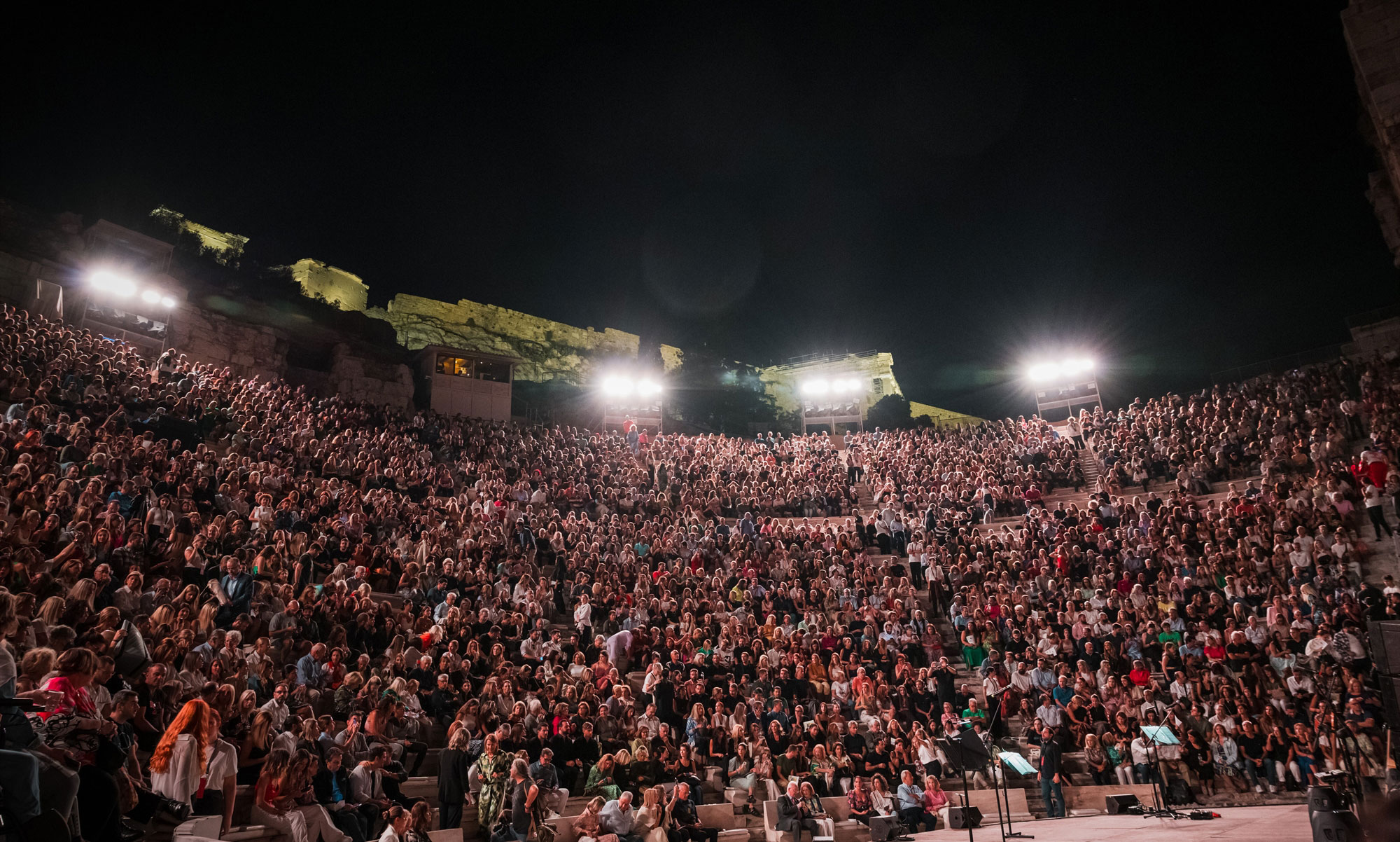 Οι Μέλιsses συγκίνησαν τον Τομ Χανκς, τη Ρίτα Γουίλσον και όλο το Ηρώδειο-2