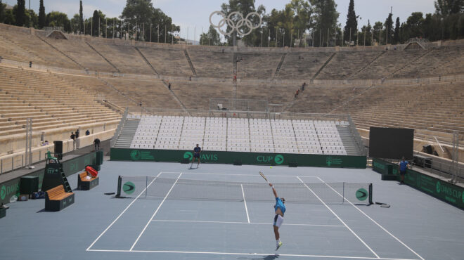 σερβίς-στο-καλλιμάρμαρο-562620796