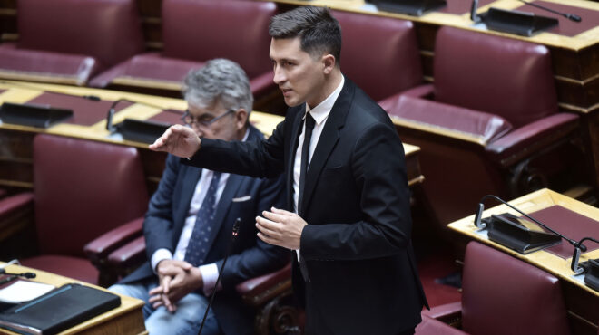 εντός-και-εκτός-οι-ανανήψαντες-σπαρτι-562605352